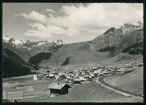 Echt Foto AK - Sedrun Graubünden - Surselva Bündner Oberland - Dorf mit Kirche
