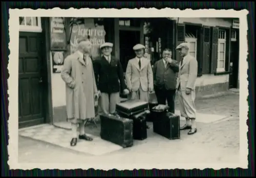 8x Foto - Ankunft München am Bahnhof - junge Männer mit Koffer auch Kaserne 1936