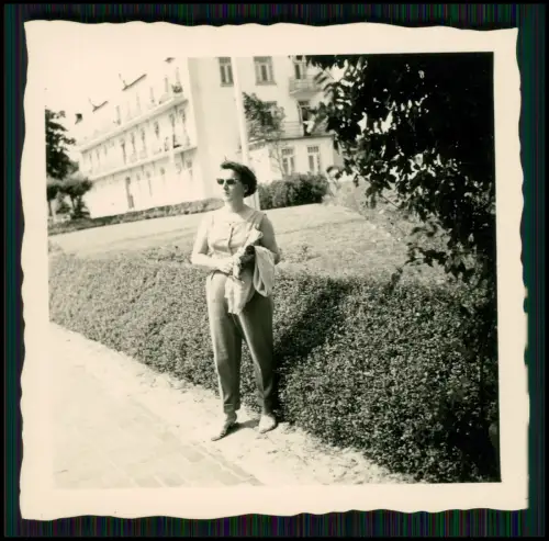 15x Foto Strandurlaub in Bremerhaven Sonnenbaden Strandkorb - auch Minigolf 1955