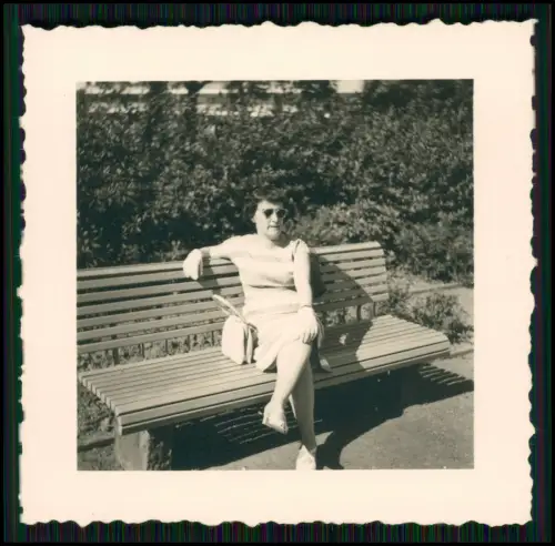 15x Foto Strandurlaub in Bremerhaven Sonnenbaden Strandkorb - auch Minigolf 1955