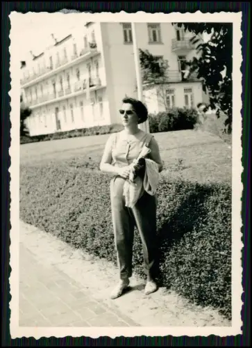 15x Foto Strandurlaub in Bremerhaven Sonnenbaden Strandkorb - auch Minigolf 1955