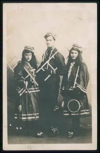 Foto AK - Tanzgruppe oder Musikgruppe landestypischer Kleidung - 1907 Aachen gel