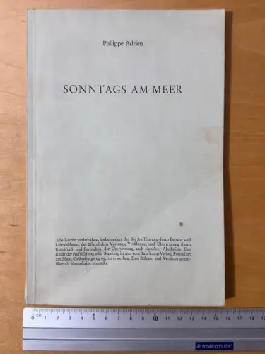 Typografie Regieanweisung - Sonntags am Meer Philippe Adrien Theaterstück 69 S.