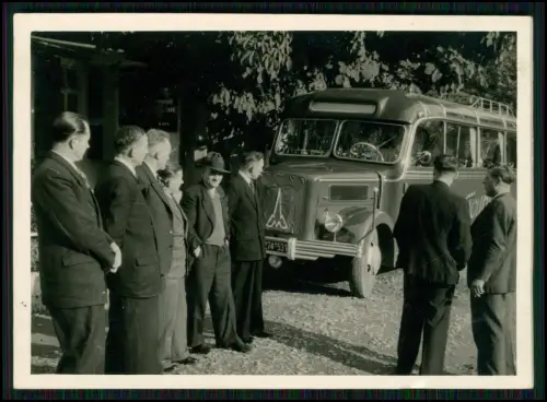 Foto - Oldtimer Omnibus Bus - Magirus Deutz - Reisebus Busfahrer Gruppe 1950