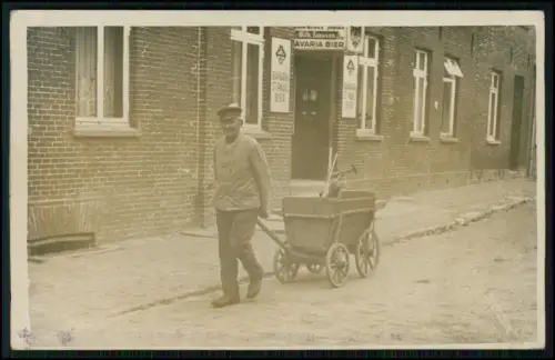 Foto AK - Hamburg Mann Handkarren Gaststätte Werbung BAVARIA ST. PAULI BIER 1936