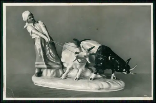 Foto AK Meissen Porzellan Mädchen mit Ziegen W. Pilz Figur Manufaktur 1942 gel.