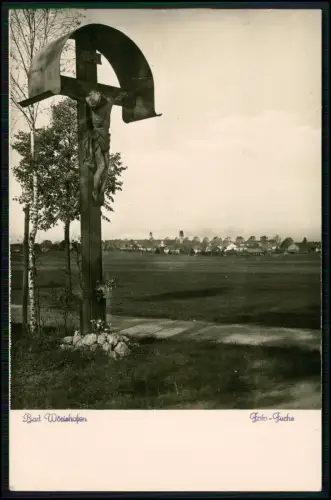 Echt Foto AK - Bad Wörishofen - Im Vordergrund ein Holzkruzifix mit INRI-Schild