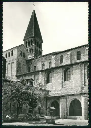 Foto AK - Tournus Abtei - Saint-Philibert Bourgogne-  romanische Kirche Innenhof