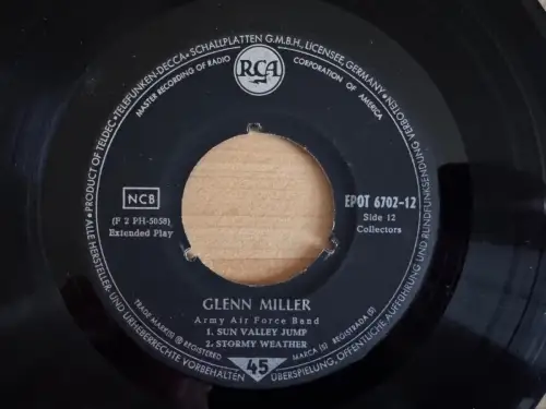 Glenn Miller Army Air Force Band - RCA EPOT 6702 12 - Teldec Germany 45rpm Swing