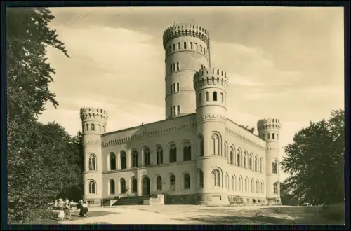 2x Foto AK - Rügen Granitz - Jagdschloss bei Binz - Neugotik markante Rundtürme