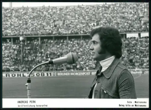 Andreas Perk – Metronome Original Pressefoto 1973 Stadionauftritt Berlin 18x13cm
