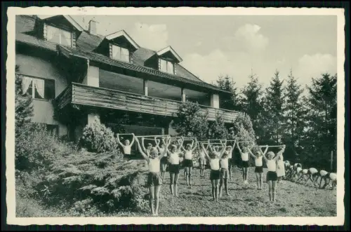 AK Kindererholungsheims Berghof Polling Weilheim - Kindergruppe Gymnastikübungen