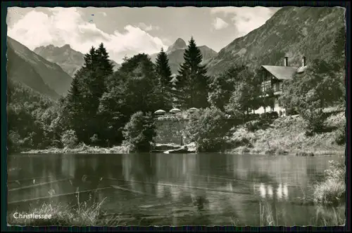 Echt Foto AK - Christlessee bei Oberstdorf - Gasthaus am Ufer mit Sonnenschirme