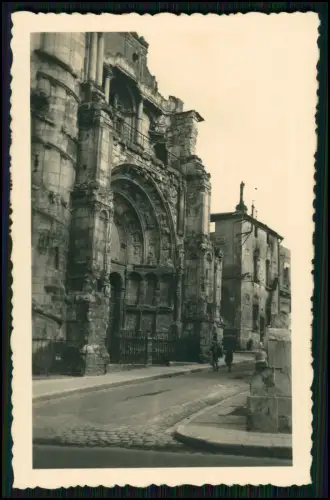 7x Foto - Soldaten Wehrmacht - Tonnerre zerstört Kirche Saint-Pierre Frankreich
