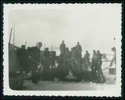 6x Foto Ostpreußen Winter Eisfischen Fischer - Werkzeuge Netze durch Eis 1930er