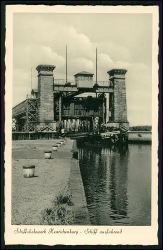 Waltrop Henrichenburg Schiffshebewerk Schiff ausfahrend Rhein-Herne-Dortmund-Ems