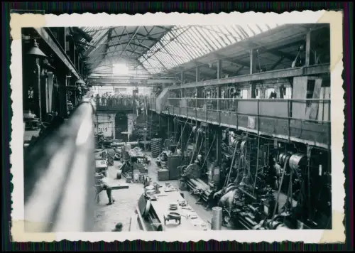 12x Foto - Besichtigung Maschinenfabrik Schlepper Traktor Rüstungsbetrieb - 1939