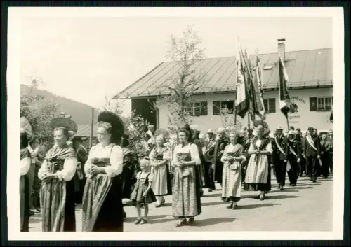 4x Foto 13x9cm - Prozession Dorf Bayern - Gebäude Aufschrift Fremdenheim Angerer