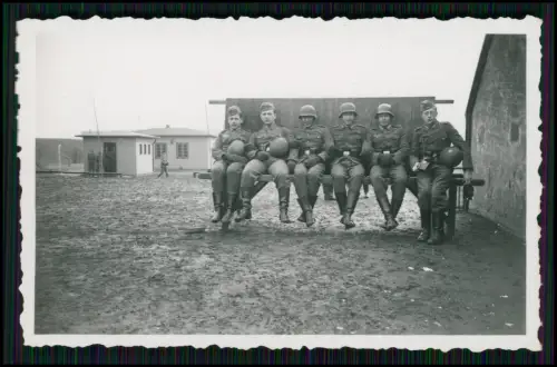 23x Foto - Soldaten Wehrmacht Einsatz - Front Uniform Waffen WWII WK2 Militär ..