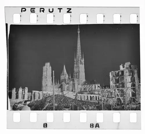 2x Original Negativ 4x3,5cm - Wehrmacht Foto - Rouen Seine-Maritime, Kathedrale