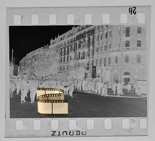 Original Negativ 4x3,5cm - Wehrmacht Soldaten - Frankfurt am Main 1939-41