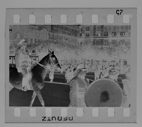 2x Original Negativ 4x3,5cm - Wehrmacht Soldaten - Frankfurt am Main 1939-41