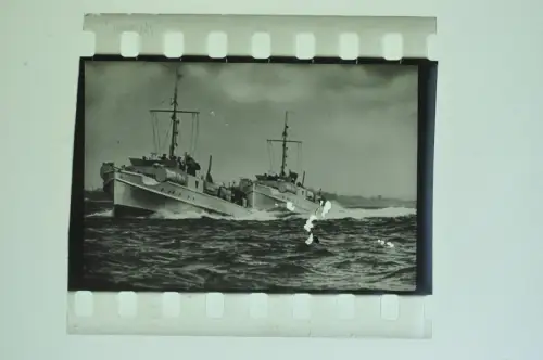 Orig. Dia 4x3,5cm - 2 Schnellboote S-Boote der Kriegsmarine die auf See fahren