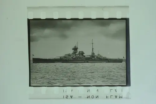 Orig. Dia 4x3,5cm - Schwer Kreuzer - der deutschen Kriegsmarine Kriegsschiff
