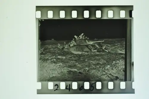 Negativ 4x3,5cm - US Soldaten Truppen 1945 Panzer Tank WW2