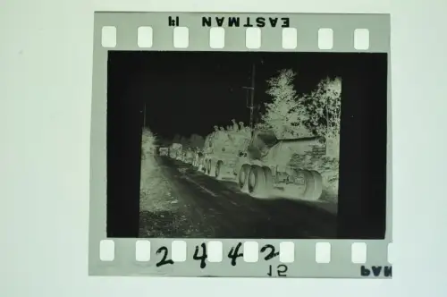 Negativ 4x3,5cm - Panzer Tank US Soldaten Fahrzeuge Mörser Geschütz - 1945 WK2