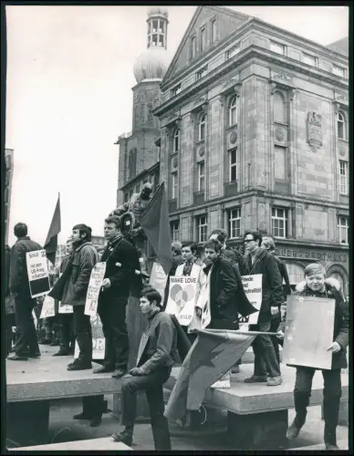 Pressefoto 22x17  Dortmund Protest 1960er Studenten Bewegung Krieg Demonstration