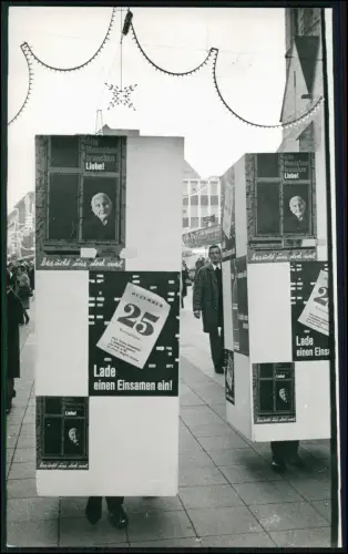 Pressefoto 22x13 Dortmund Fußgängerz. 1960er Weihnachten Lade einen Einsamen ein