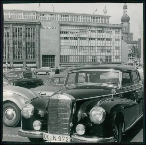Pressefoto14x14 Dortmund Althoff Parkplatz 1958 Mercedes Benz 300 W186 Limousine