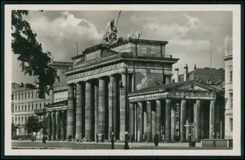 AK - Berlin mit dem Brandenburger Tor - 1943 Feldpost gelaufen