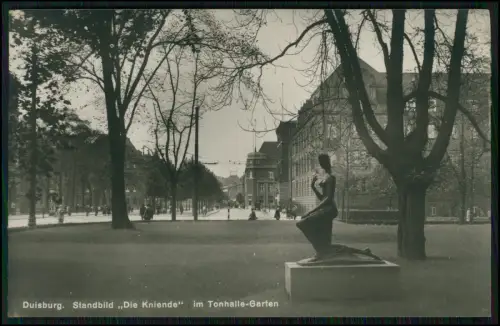 2x AK - Duisburg Die Kniende im Tonhalle Garten - und AK Hafen-Motiv 1920er gel.
