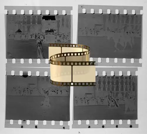 11x Original Negativ 4x3,5cm - 2.WK II Soldaten Lübeck - Fest Feier in der Stadt