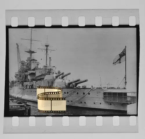 Orig. Dia 4x3,5cm - Kriegsschiff Marine - Schlachtkreuzer der Royal Navy 1930-45