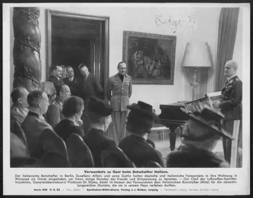 Wehrmacht Berlin Italienische Botschaft Verwundete Empfang Musik PK Foto 1942