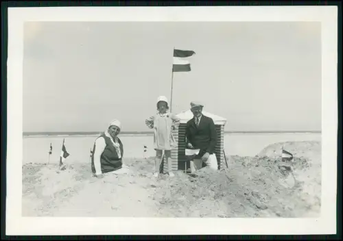 6x Foto - Nordseebad Familienurlaub Strand - Szene mit Flagge Mode 1920er