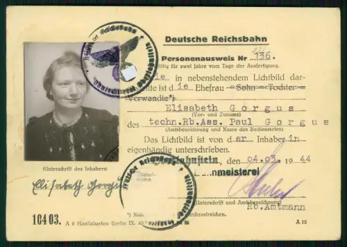 Berlin Deutsche Reichsbahn - Personenausweis 1944 mit Lichtbild - Dienststempel