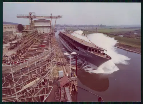 Foto 17x12  VEB Elbewerft Boizenburg Stapellauf Schiff 60 Let Oktjabrja Wladimir