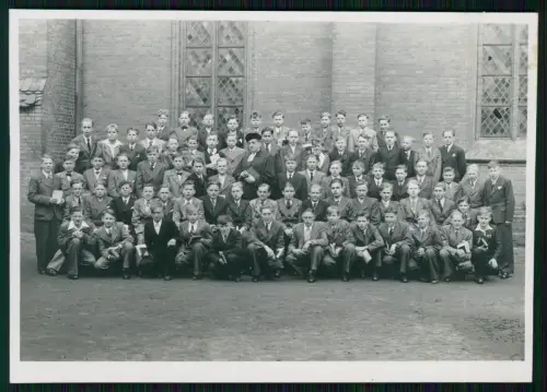 Foto 15x11 - Boizenburg Schullentlassung nur Jungs DDR Kirche Fotograf H Preuss