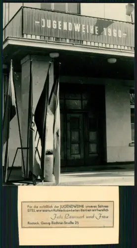 2x Foto 18x13 - Rostock Jugendweihe 1960 Festakt Bühne Gruppe Veranstaltung DDR