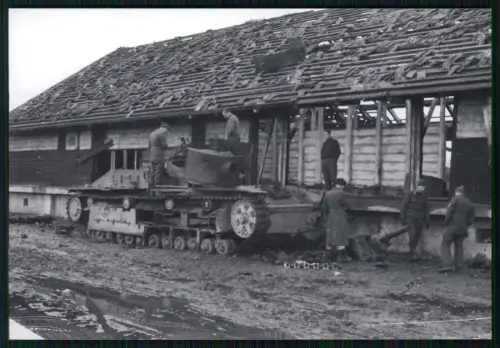 2x Foto nach 1945 - Panzer Tank - Deutsch Sowjetischer ? Wehrmacht Luftwaffe