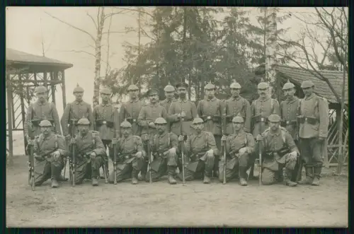 Foto AK 1. WK - Gren. Regiment Königin Olga 1. Württembergs. Nr. 119 Pickelhaube