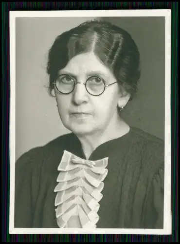 11x Foto - Damen-Portrait im Passfoto Format - ca. 4-5 oder 6x4cm - 1920er-50er