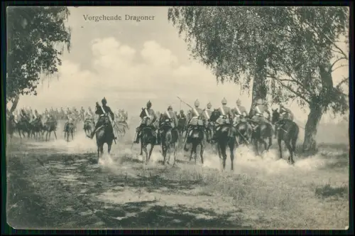 AK 1. WK - Das Deutsche Heer - Vorgehende Dragoner - Soldaten Reiter - 1915 gel.