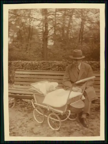 16x Foto  - Familienaufnahmen mit Kind Opa Papa Mutter uvm. - 1930