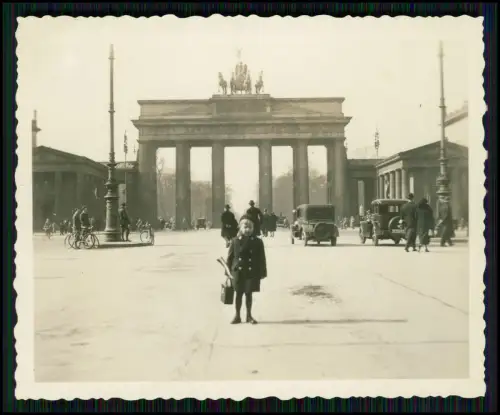 22x Foto - Berlin - Kleidung Spiel Schulumfeld Kinderjahre Foto Konvolut ab 1933