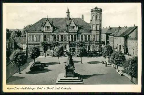 AK - Detmold Horn Lippe - zeigt den Marktplatz - mit Rathaus - und Denkmal